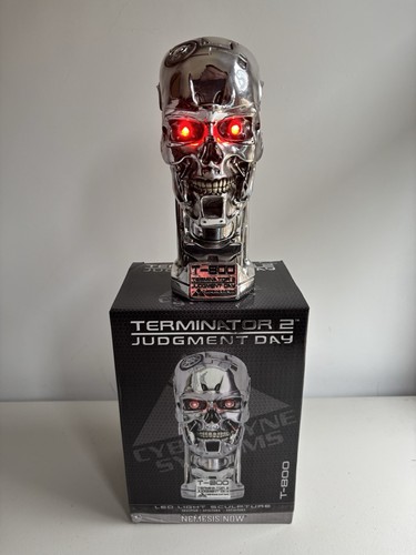 Statuina terminator 800 - statuina, t-800